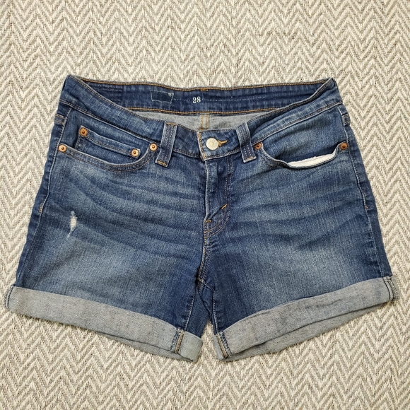 Levi's  denim shorts - Picture 2 of 7